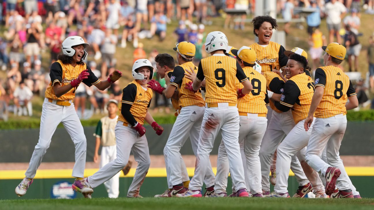 在比赛和庆 在比赛和庆