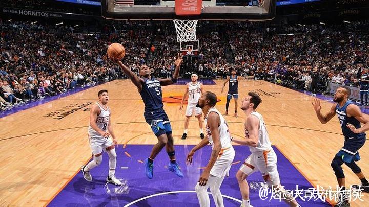 乔治首秀23分爱德华兹16分 76人不敌森林狼